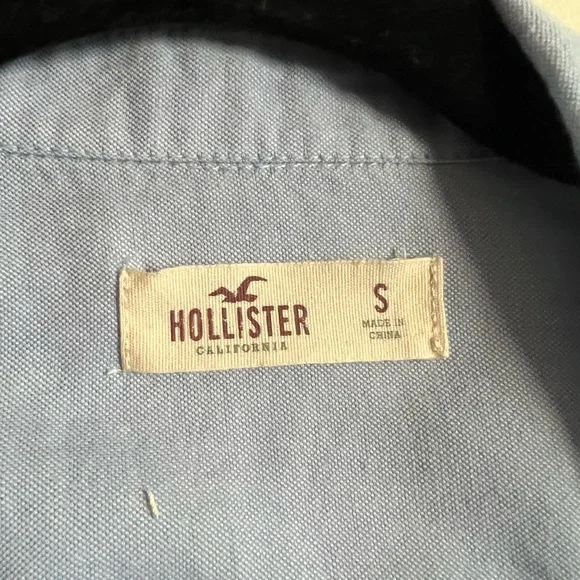 Hollister Women’s Button Up! - Picture 4 of 4